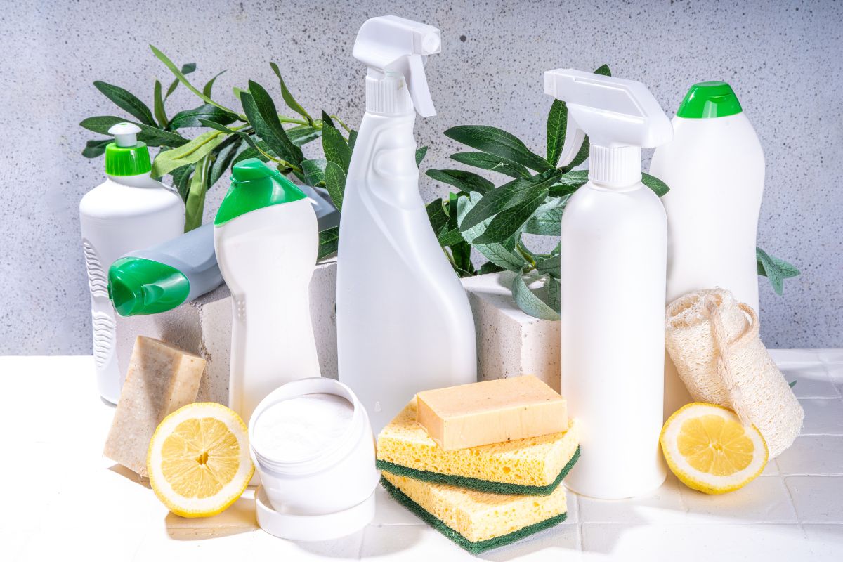 Use vinegar for best window cleaning product. 